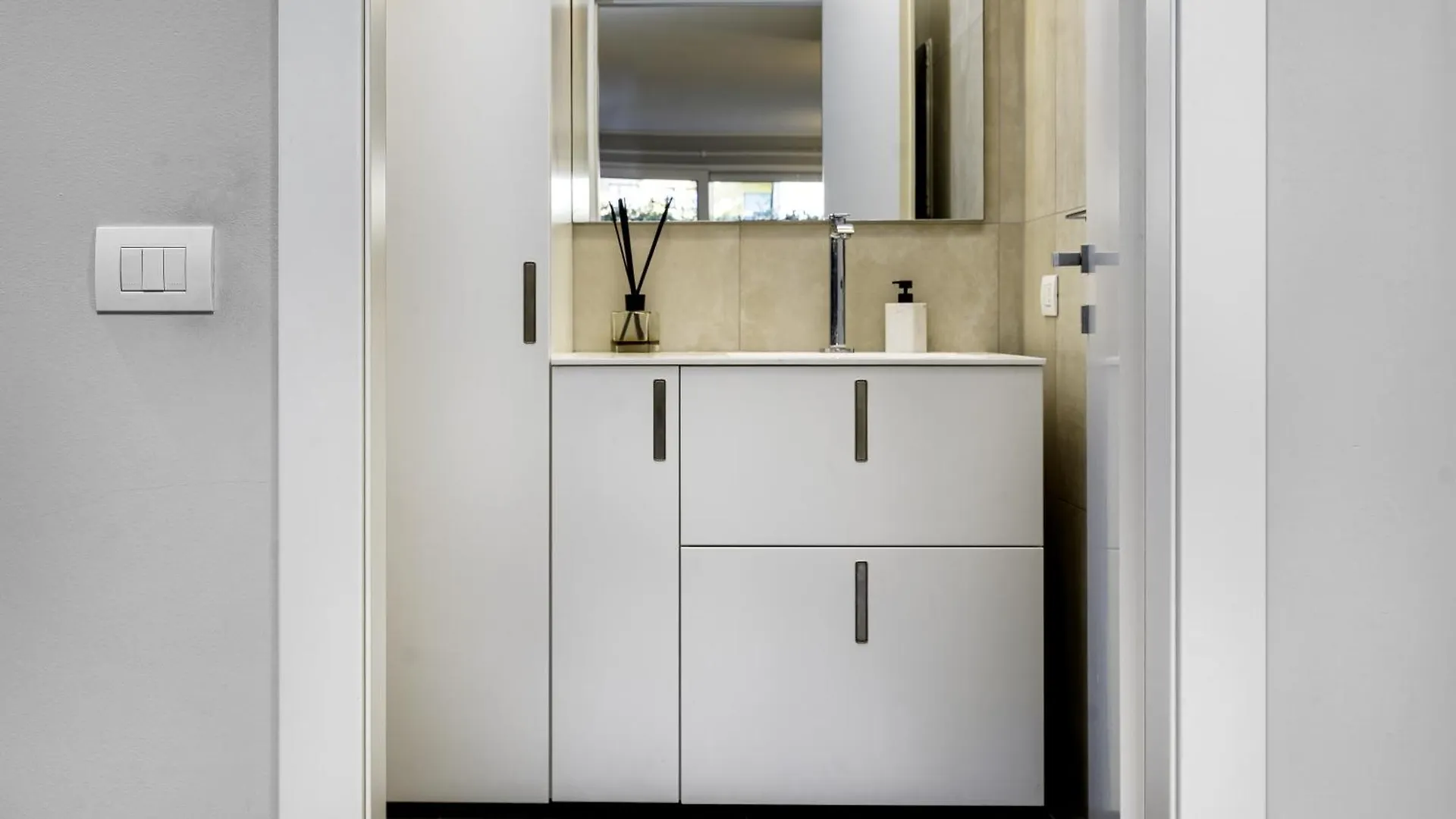 Ray Home 3 San Siro-Fiera Milan Apartment